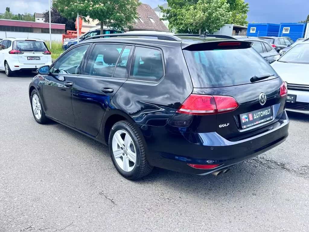 Volkswagen Golf VII Variant BMT 125PS SHZ PDC 2.HD VIEL NEU 04/2014-photo-7