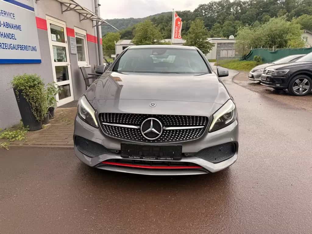 Mercedes-Benz A 250 Sport Pano,, Klima, AMG-Styling-Sport, PDC 01/2018-photo-2