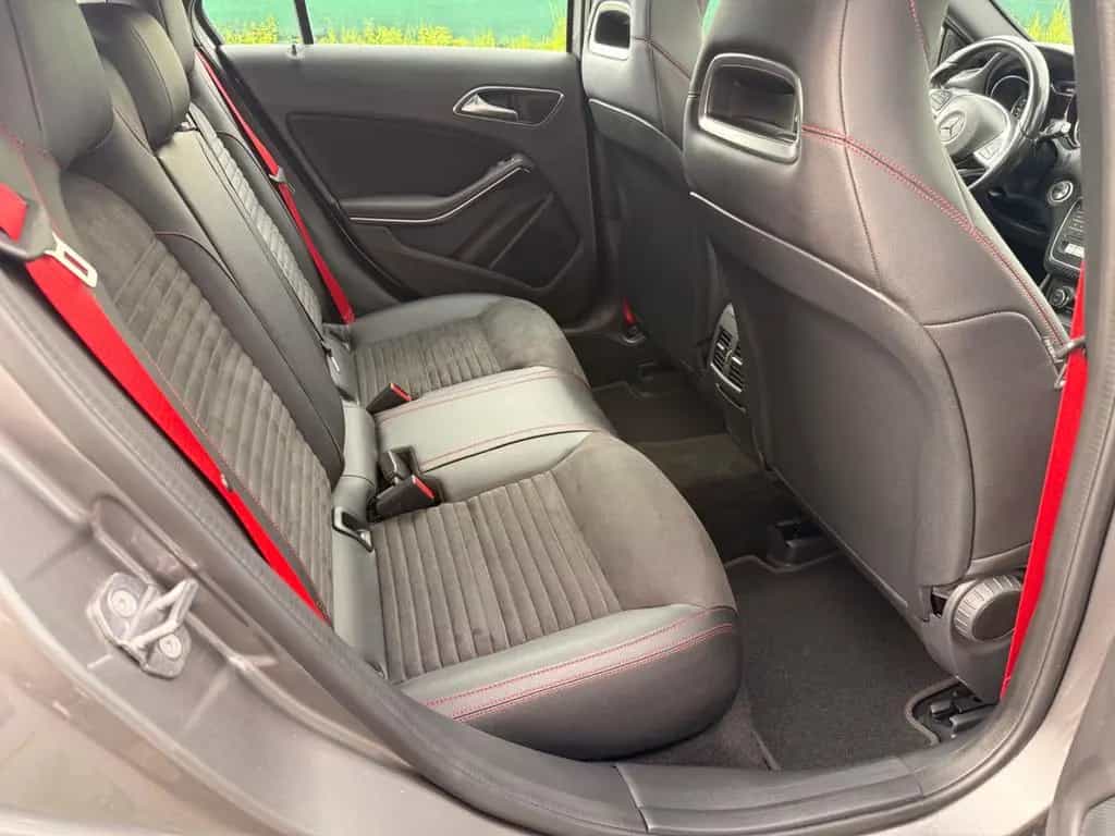 Mercedes-Benz A 250 Sport Pano,, Klima, AMG-Styling-Sport, PDC 01/2018-photo-20