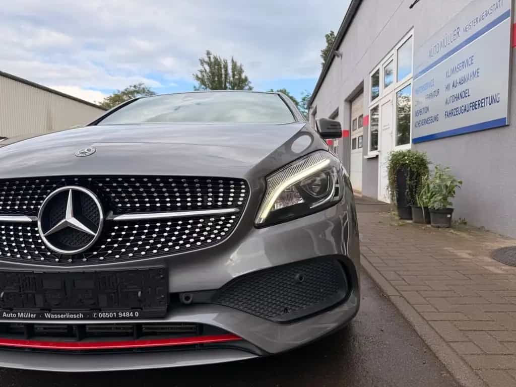 Mercedes-Benz A 250 Sport Pano,, Klima, AMG-Styling-Sport, PDC 01/2018-photo-4