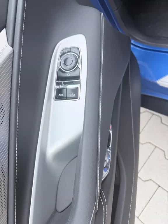 Corvette C8 1 Hand, GARANTIE, 10.000km, 2LT, Lift, 21 Zol 12/2023-photo-13