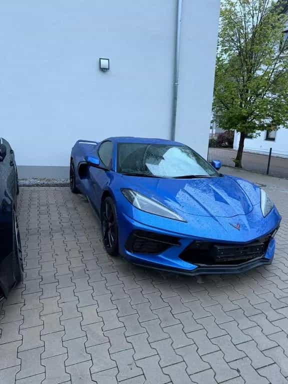 Corvette C8 1 Hand, GARANTIE, 10.000km, 2LT, Lift, 21 Zol 12/2023-photo-3