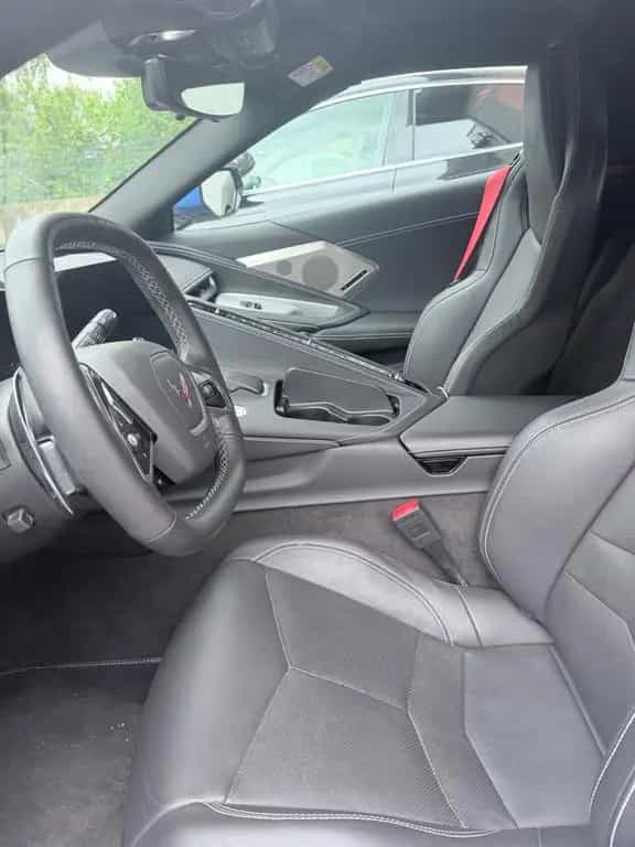 Corvette C8 1 Hand, GARANTIE, 10.000km, 2LT, Lift, 21 Zol 12/2023-photo-7
