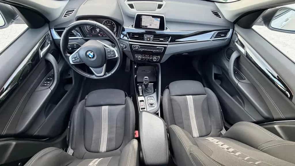 BMW X1 xDrive 20 i Sport Line+DAB+LED+SHZ+ 10/2018-photo-11