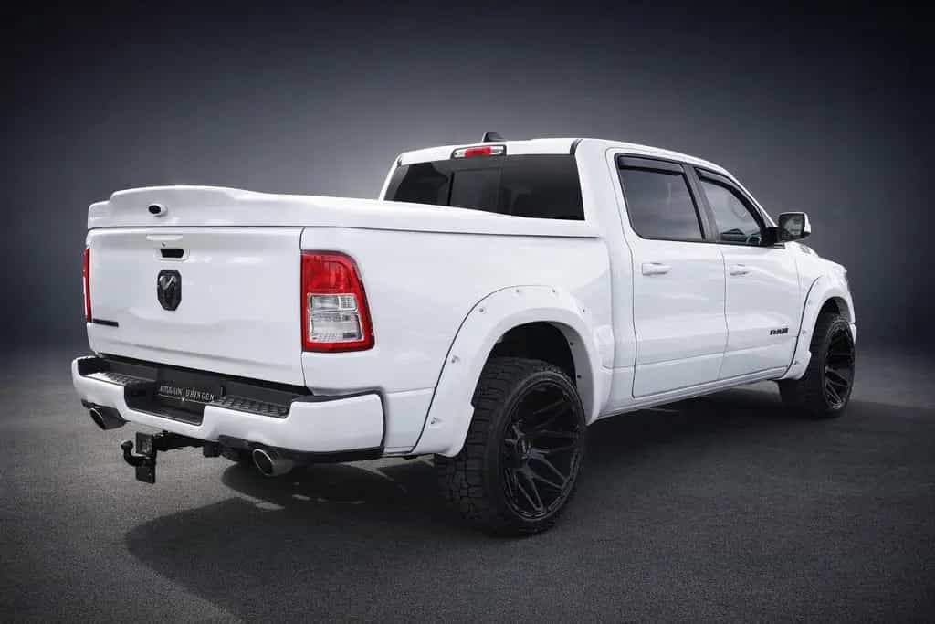 Dodge RAM 1500 CREW CAB*PANO*NAVI*KAM*AHK*UNFALLFREI* 11/2019-photo-6