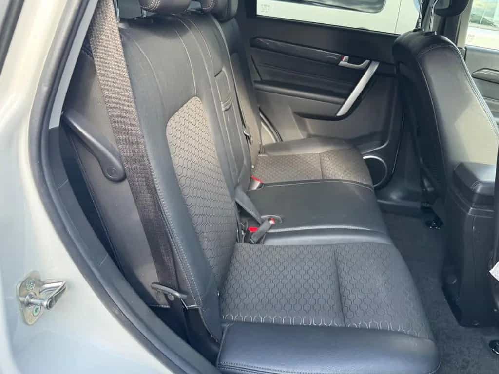 Chevrolet Captiva 2.2 D LT 2WD *AHK *7-SITZE *TÜV *SERVICE 02/2014-photo-12