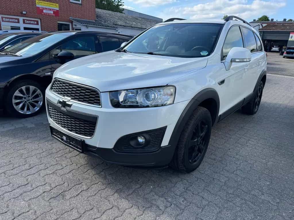 Chevrolet Captiva 2.2 D LT 2WD *AHK *7-SITZE *TÜV *SERVICE 02/2014-photo-3