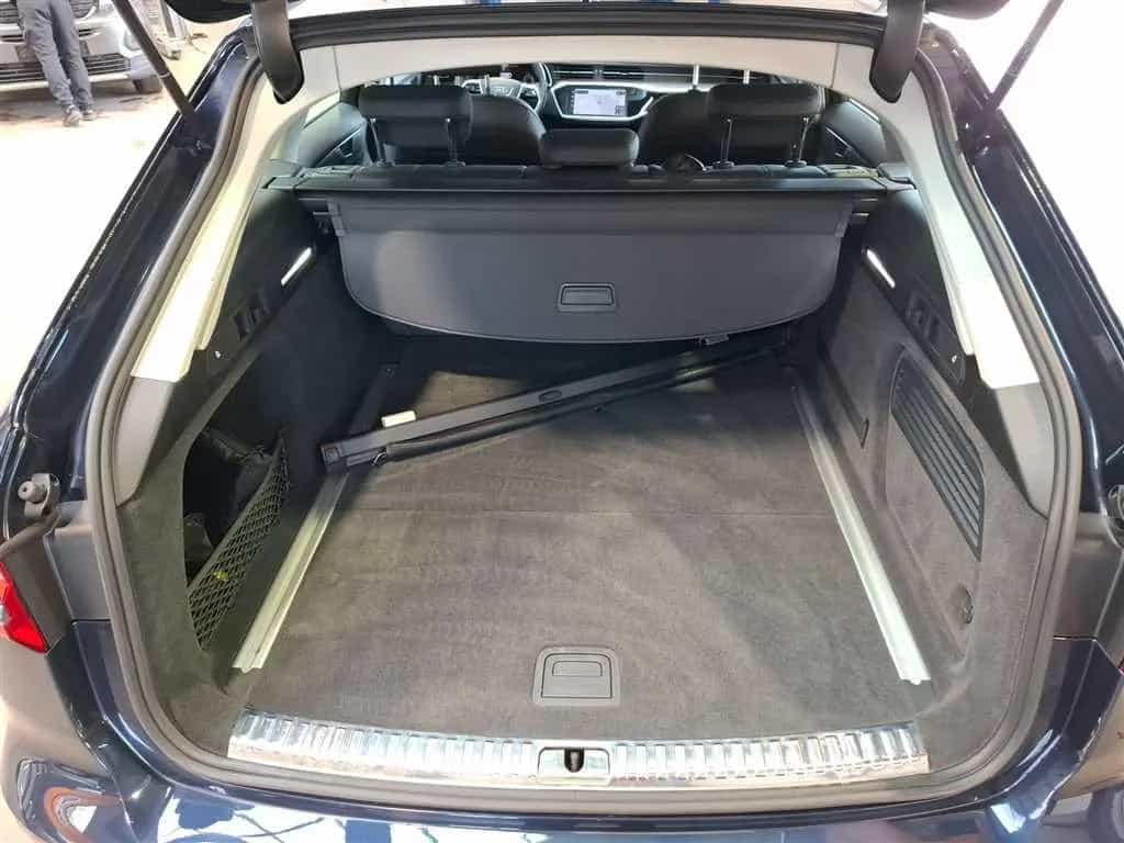 Audi A6 Avant 50 3.0 TDI quattro S line Paket 07/2023-photo-21