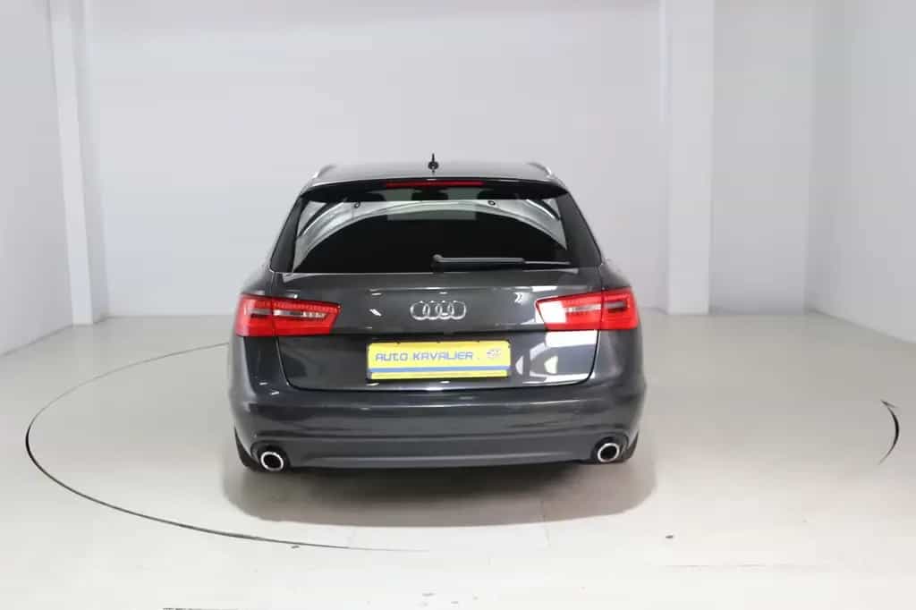 Audi A6 Avant 3.0 TDI quattro Pano. * AHK * Service 12/2012-photo-5