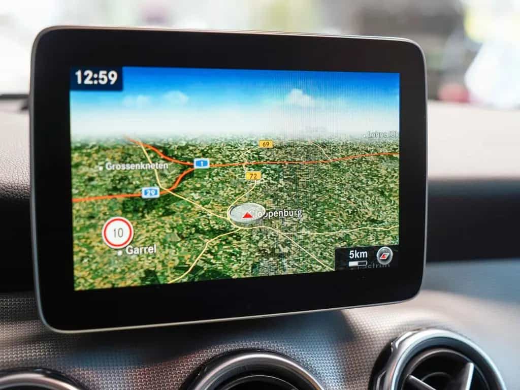 Mercedes-Benz GLA 250 Urban Night KEYLESS 360° COMAND Pano LED 11/2019-photo-20