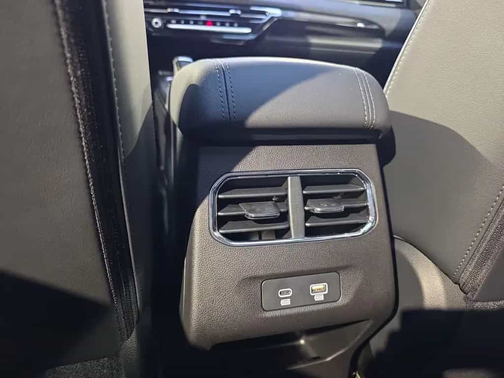 GWM HAVAL Jolion Pro 1.5 Turbo 7G-DCT Premium Pano A null-photo-23