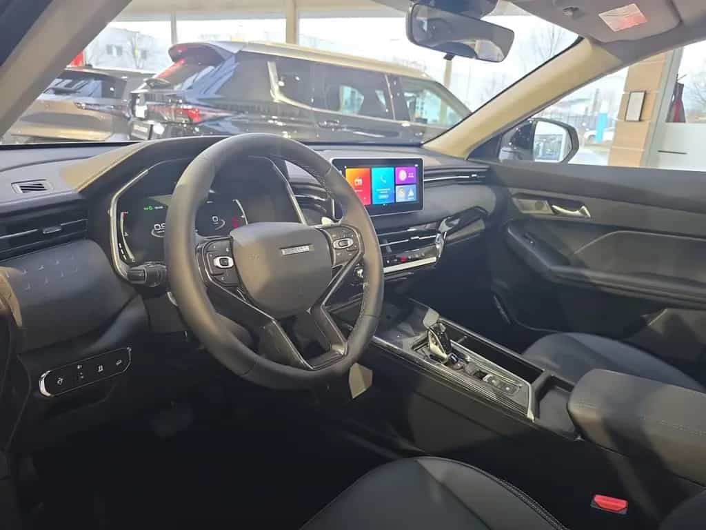GWM HAVAL Jolion Pro 1.5 Turbo 7G-DCT Premium Pano A null-photo-6