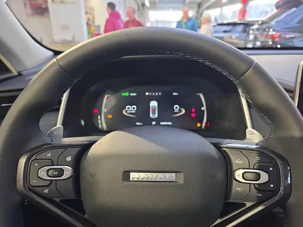 GWM HAVAL Jolion Pro 1.5 Turbo 7G-DCT Premium Pano A null-photo-9