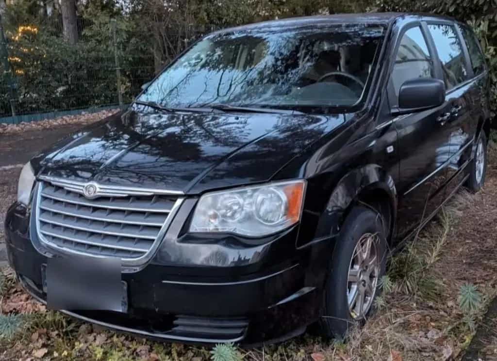Chrysler Grand Voyager LX 2.8 CRD Autom. LX 05/2011-photo-1