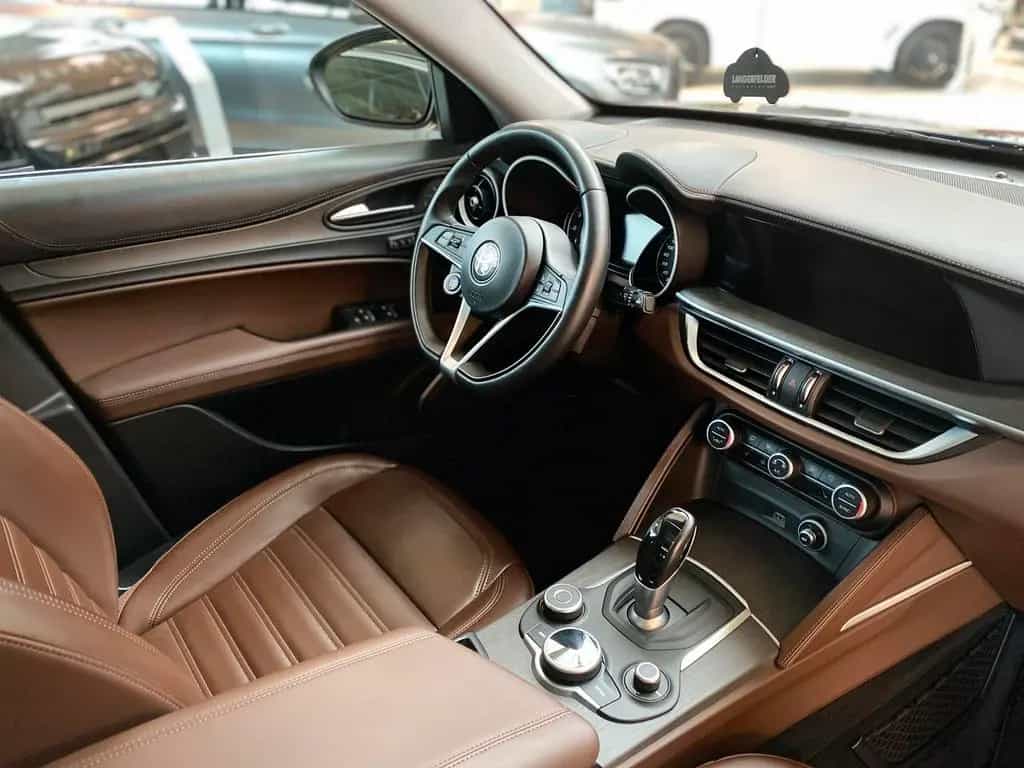 Alfa Romeo Stelvio 2.0 Turbo Lusso Q4 ACC KAMERA LEDER PANO 11/2019-photo-21
