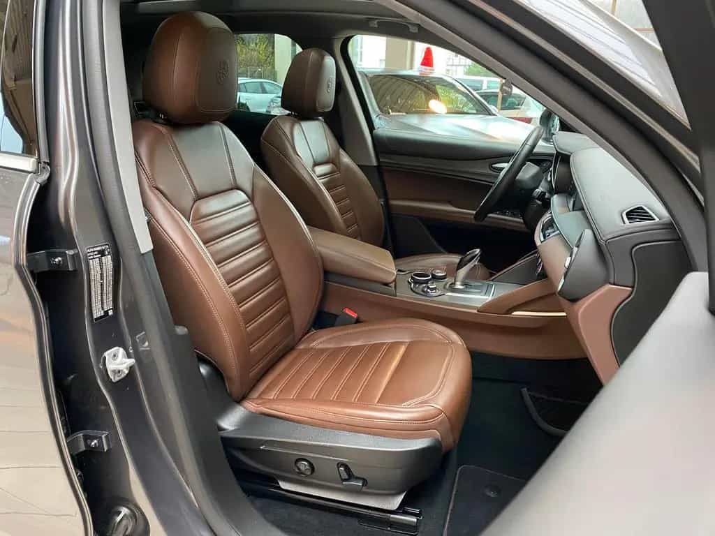 Alfa Romeo Stelvio 2.0 Turbo Lusso Q4 ACC KAMERA LEDER PANO 11/2019-photo-23