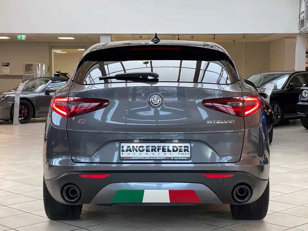 Alfa Romeo Stelvio 2.0 Turbo Lusso Q4 ACC KAMERA LEDER PANO 11/2019-photo-3
