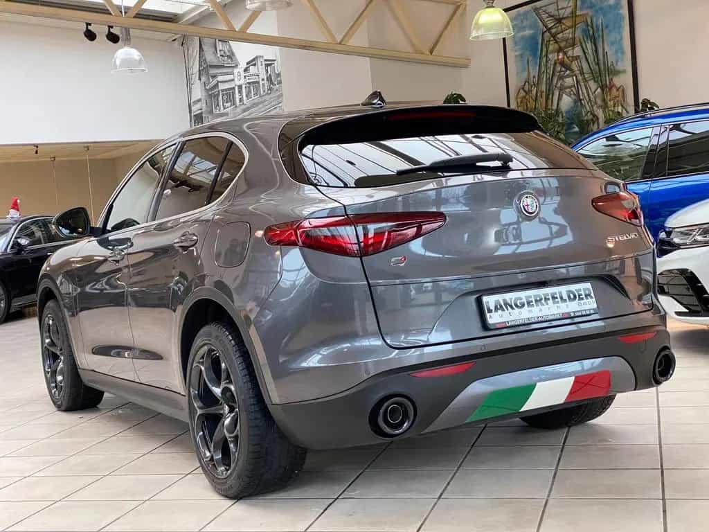 Alfa Romeo Stelvio 2.0 Turbo Lusso Q4 ACC KAMERA LEDER PANO 11/2019-photo-4