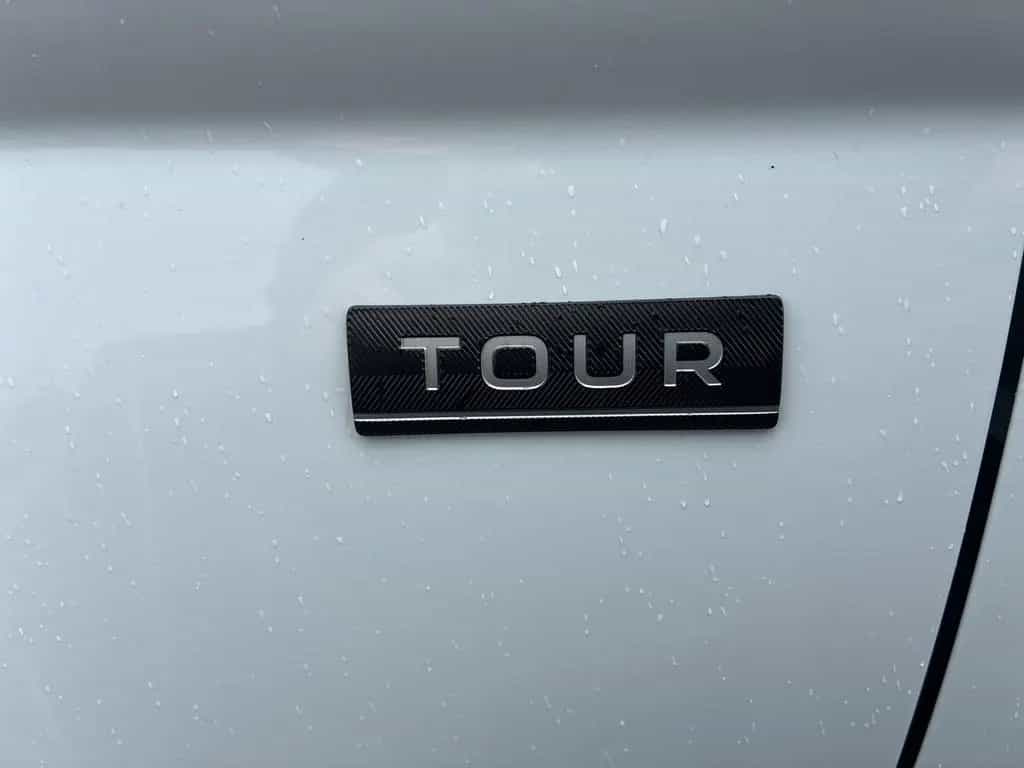 Skoda Karoq 1.5 TSI DSG Tour Anhängerkupplung LED Navi 07/2025-photo-16