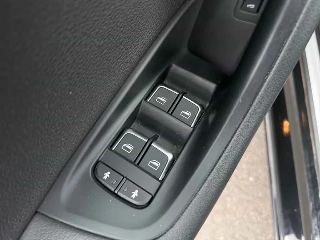 Audi A6 Avant 2.0 TFSI Bi-Xenon Navi Tempomat PDC 10/2014-photo-14