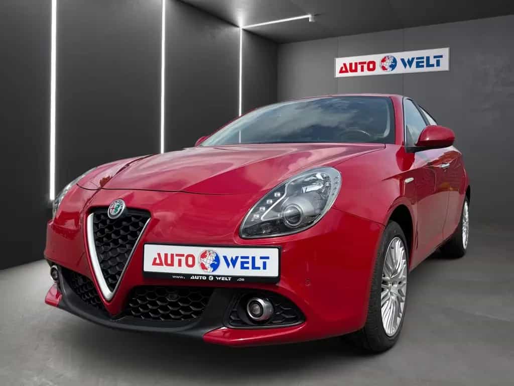 Alfa Romeo Giulietta 1.4 Basis Klimaaut. Navi Tempomat PDC 10/2017-photo-0