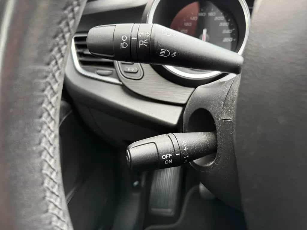 Alfa Romeo Giulietta 1.4 Basis Klimaaut. Navi Tempomat PDC 10/2017-photo-18
