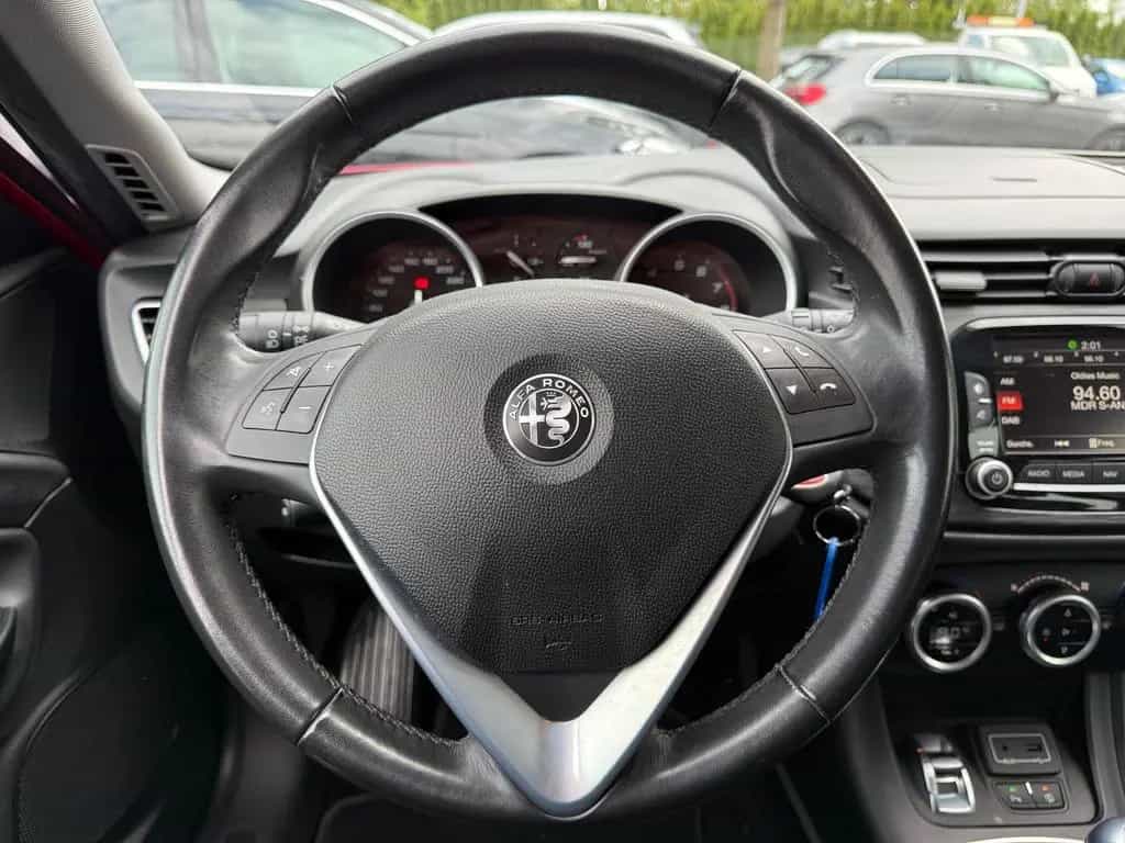 Alfa Romeo Giulietta 1.4 Basis Klimaaut. Navi Tempomat PDC 10/2017-photo-20