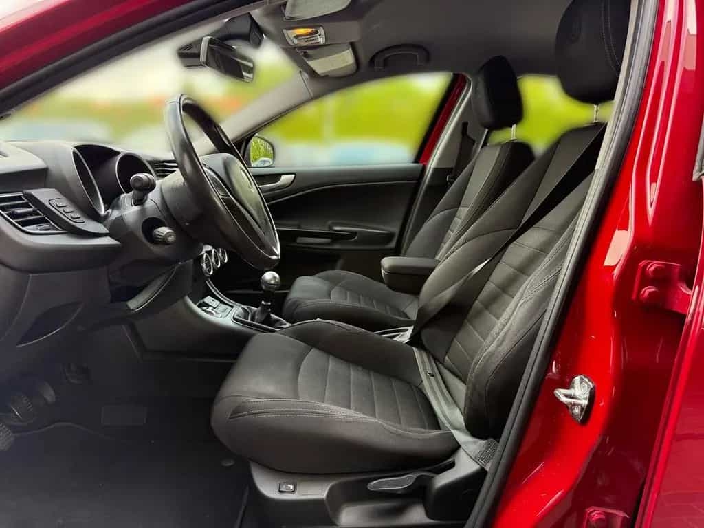Alfa Romeo Giulietta 1.4 Basis Klimaaut. Navi Tempomat PDC 10/2017-photo-8