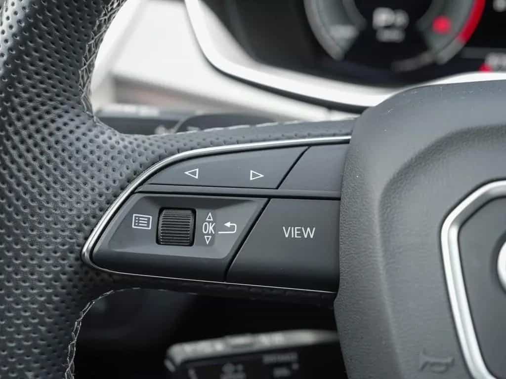 Audi Q5 Sportback 40 TDI S line Navi ACC Panorama 04/2023-photo-16