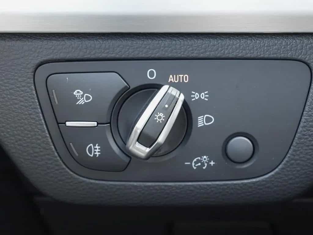 Audi Q5 40 TDI S line Navi AHK PDC+ Business 02/2023-photo-19