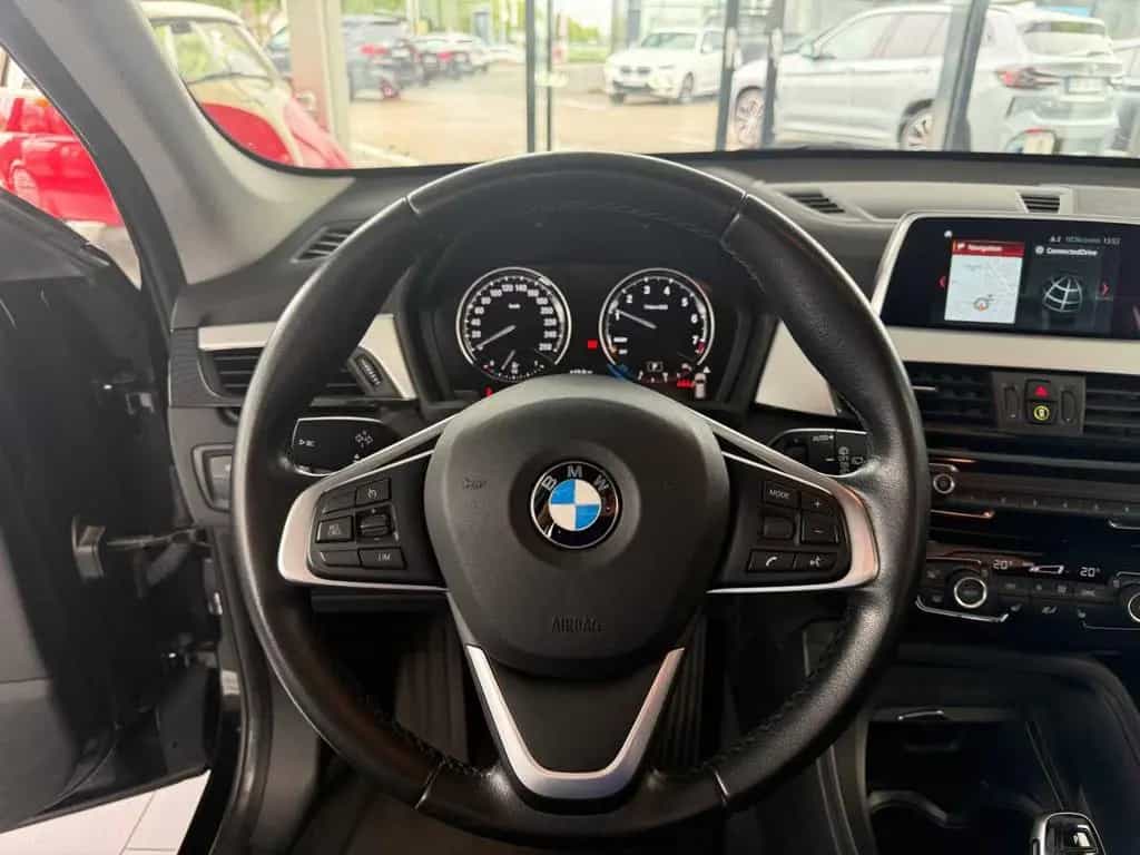 BMW X1 sDrive 18i Automatik /Sitzheizung 08/2018-photo-13