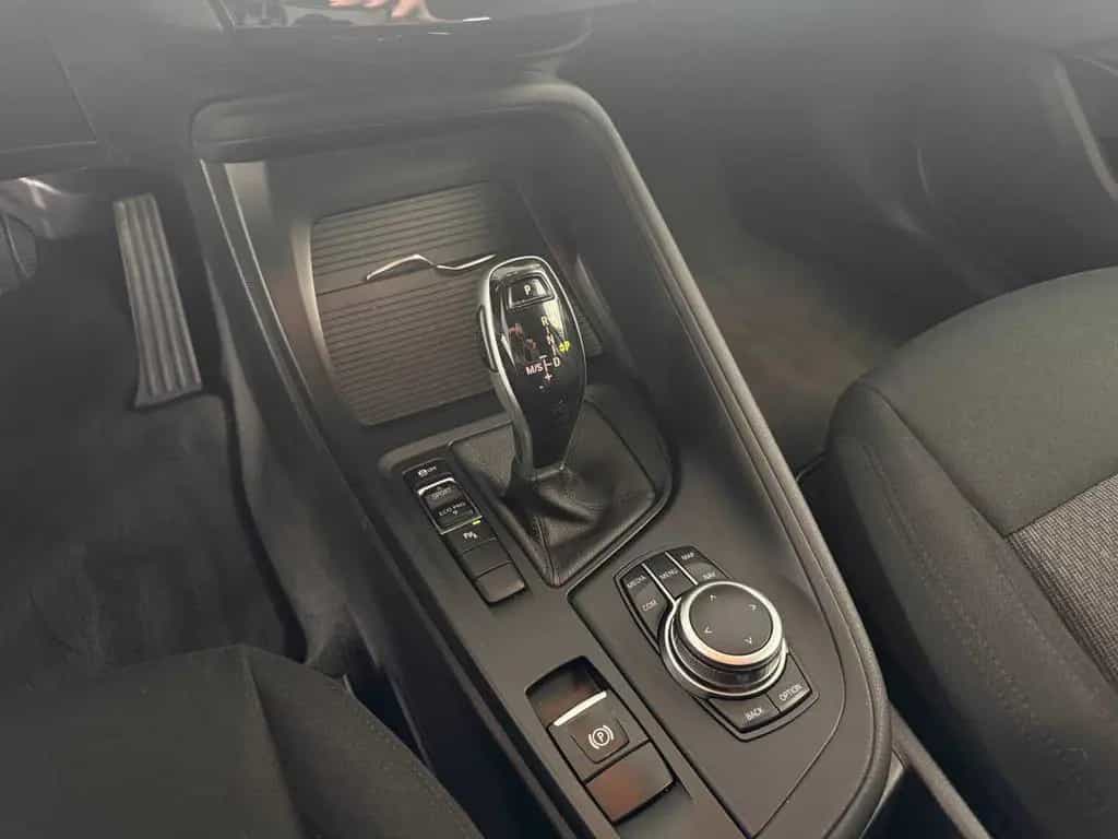 BMW X1 sDrive 18i Automatik /Sitzheizung 08/2018-photo-19