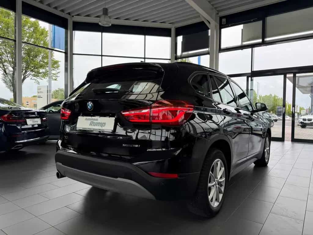 BMW X1 sDrive 18i Automatik /Sitzheizung 08/2018-photo-6