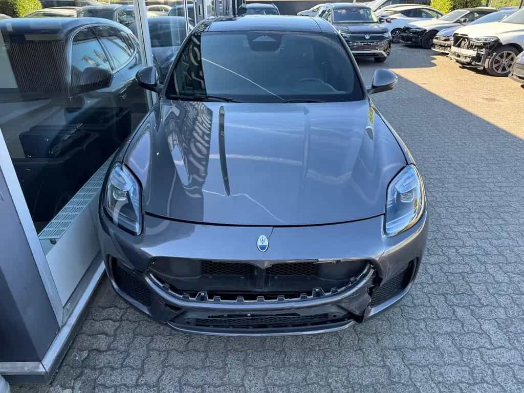 Maserati Grecale GT*NAVI*MATRIX*PANO*KAMERA*ACC*20ZOLL* 10/2025-photo-4