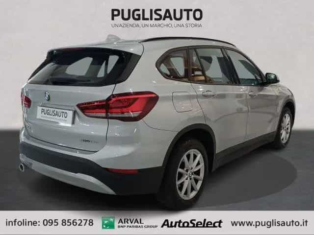 BMW X1 sDrive16d Business Advantage 07/2020-photo-3