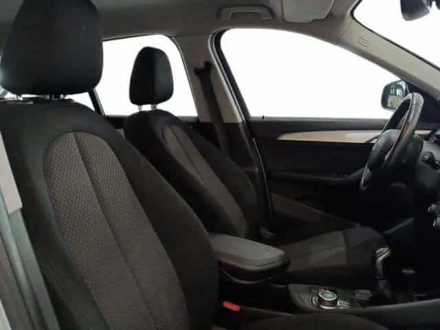 BMW X1 sDrive16d Business Advantage 07/2020-photo-9