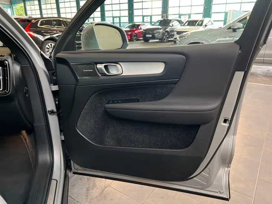 Volvo XC40 B4 Plus-Bright DKG PilotAssist BLIS LED Nav 03/2023-photo-15