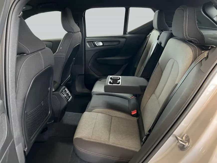 Volvo XC40 B4 Plus-Bright DKG PilotAssist BLIS LED Nav 03/2023-photo-9