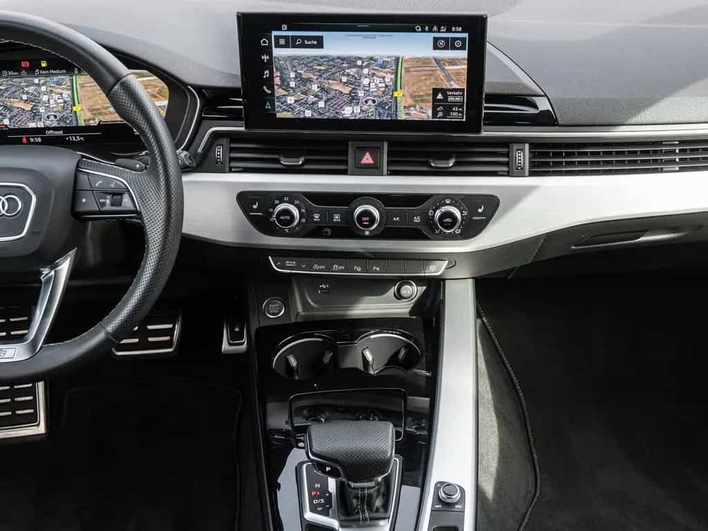 Audi A4 Avant S line 40 TFSI S tronic Virtuell B&O He 04/2022-photo-11
