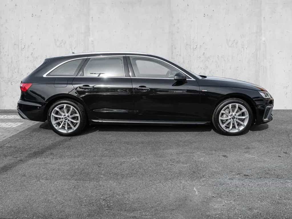 Audi A4 Avant S line 40 TFSI S tronic Virtuell B&O He 04/2022-photo-4