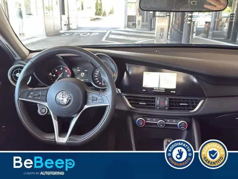Alfa Romeo Giulia 2.2 T BUSINESS 150CV AUTO 05/2017-photo-12