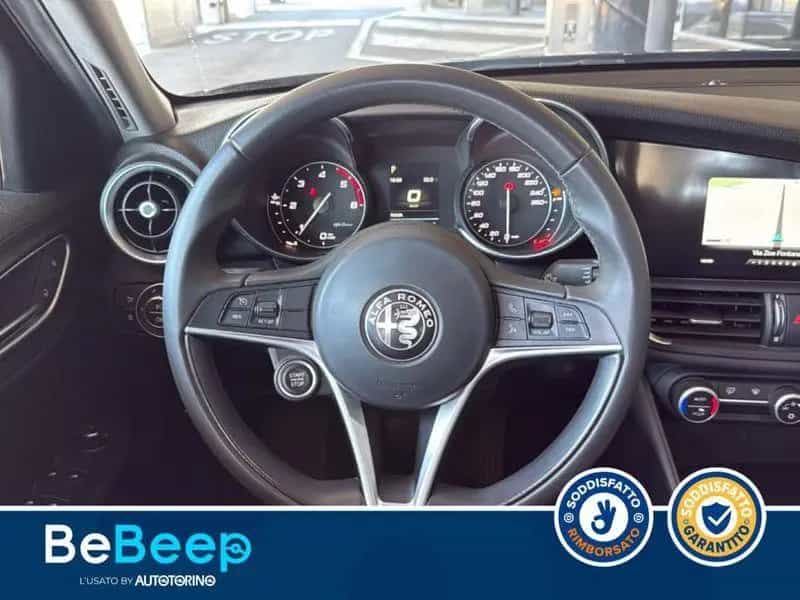 Alfa Romeo Giulia 2.2 T BUSINESS 150CV AUTO 05/2017-photo-13