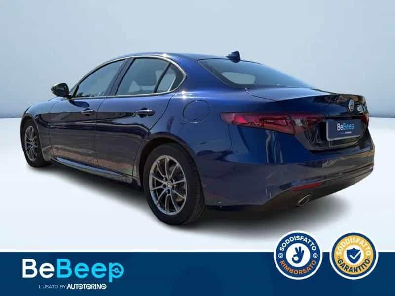 Alfa Romeo Giulia 2.2 T BUSINESS 150CV AUTO 05/2017-photo-4