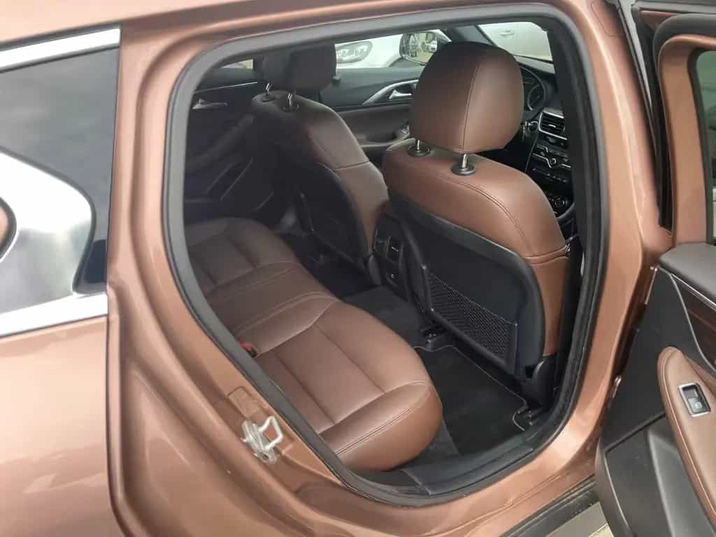 Infiniti QX30 2.2d DCT AWD Premium Tech 11/2016-photo-12
