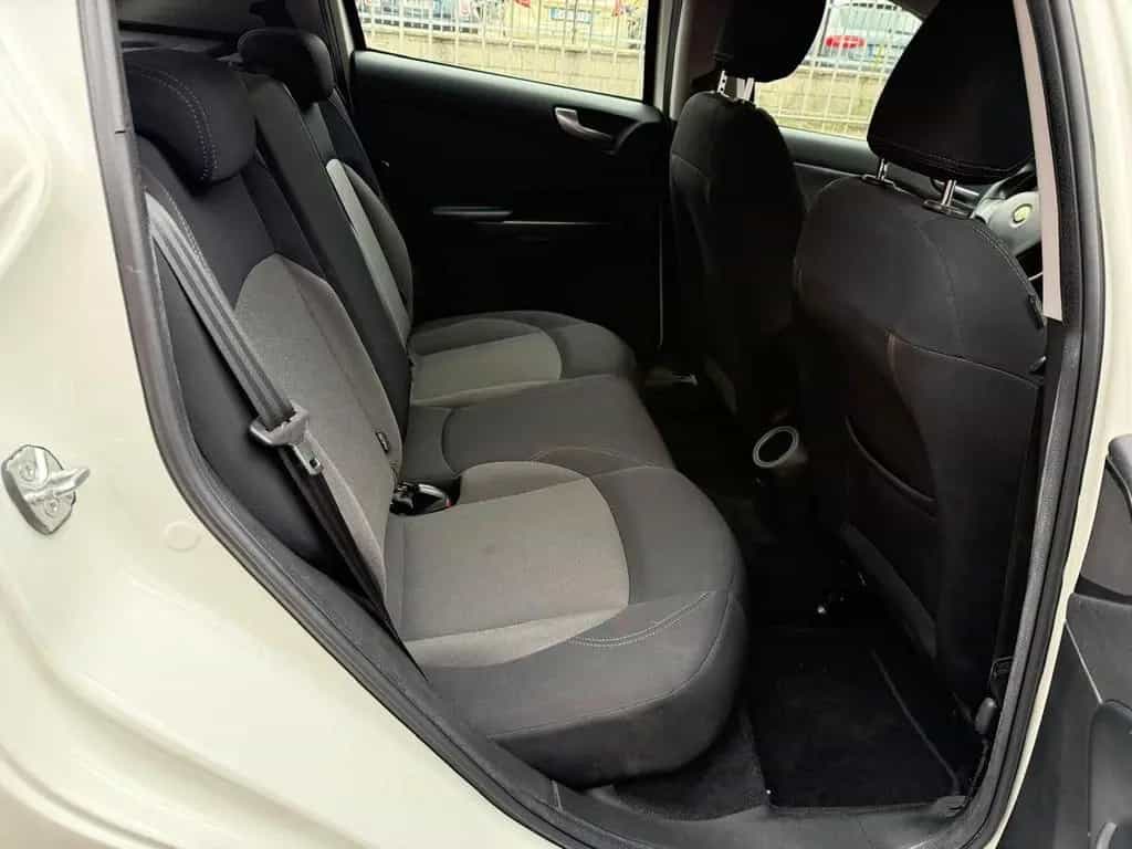 Alfa Romeo Giulietta 1.6 JTDm 05/2015-photo-6