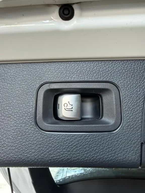 Mercedes-Benz GLC 300 4M, Autom. AMG line, Bormaster, Pano,AHK 09/2018-photo-5