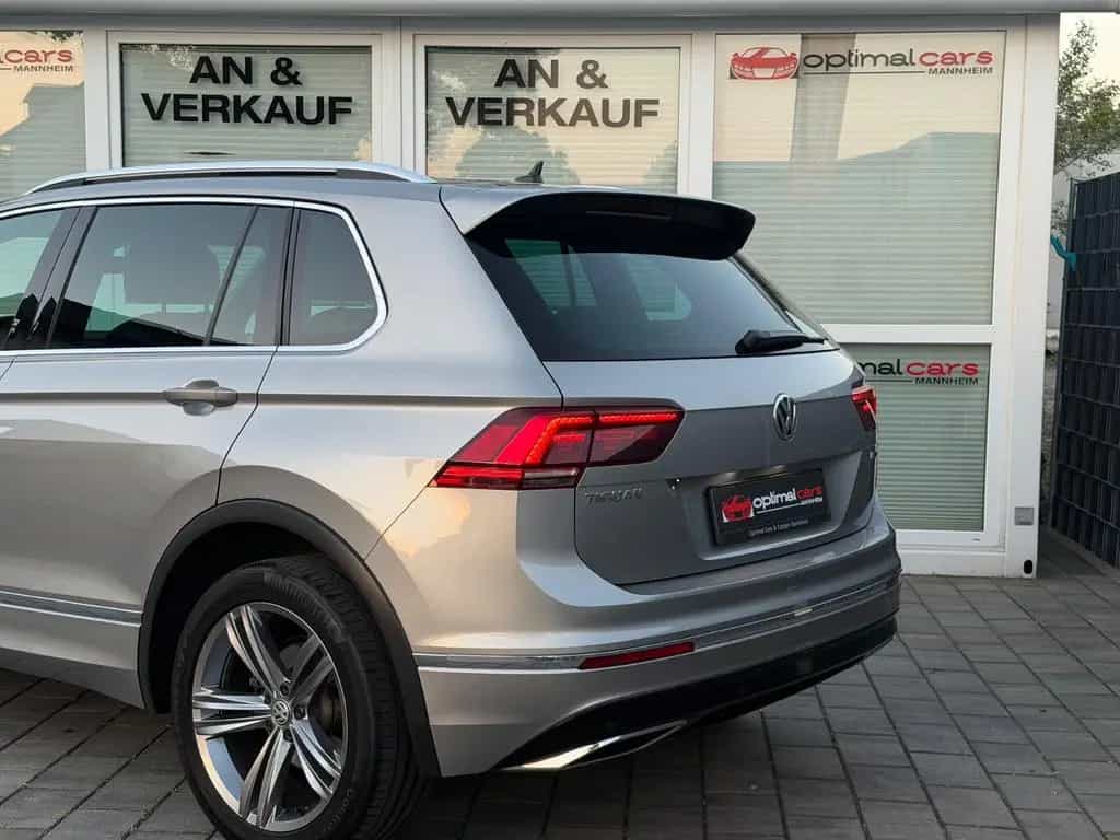 Volkswagen Tiguan 2.0 TSI 4Motion R-Line/PANO/AHK/8FACH/ACC 08/2019-photo-12