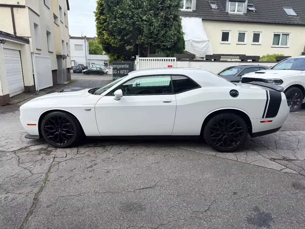 Dodge Challenger 5.7 R/T SHAKER*LED*ALCANTARA*GARANTIE 02/2020-photo-8