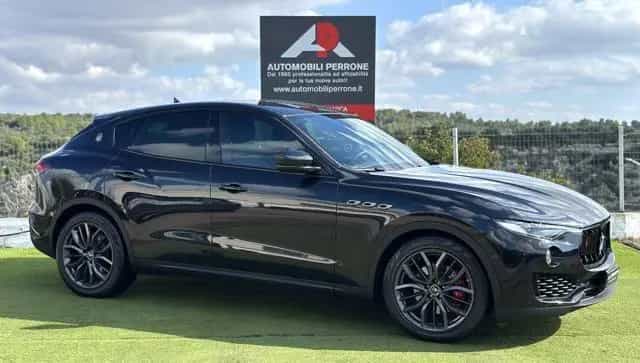 Maserati Levante MASERATI Levante V6 Diesel 250cv AWD Granlusso M 09/2020-photo-2