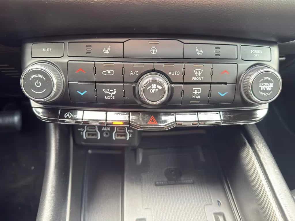 Dodge Durango 3.6 GT AWD*BLACKTOP*LED*GARANTIE* 09/2021-photo-29